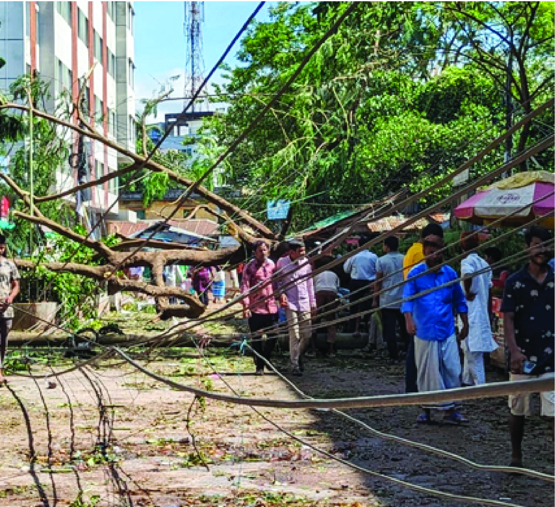 কক্সবাজার উপকূল অতিক্রম