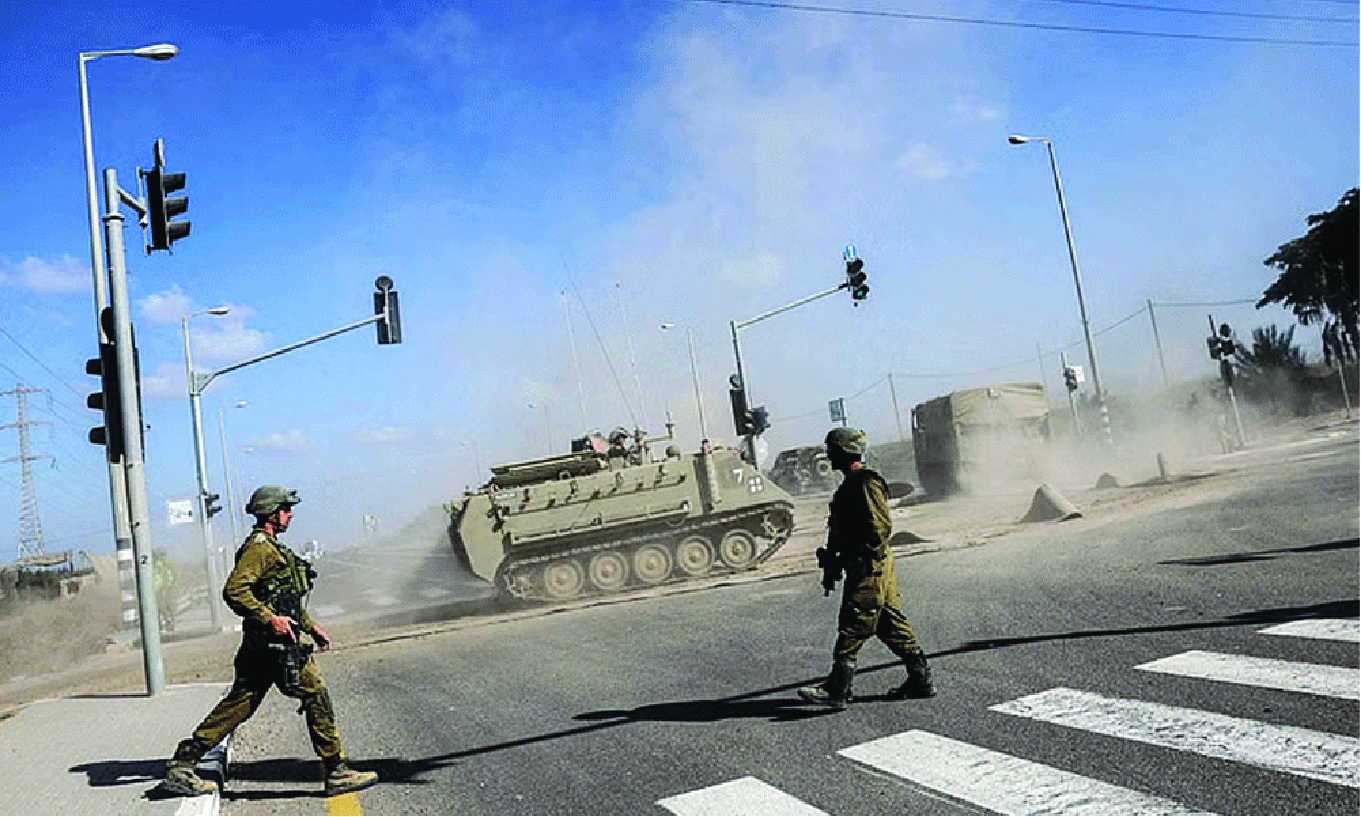 স্থল অভিযান চালাক