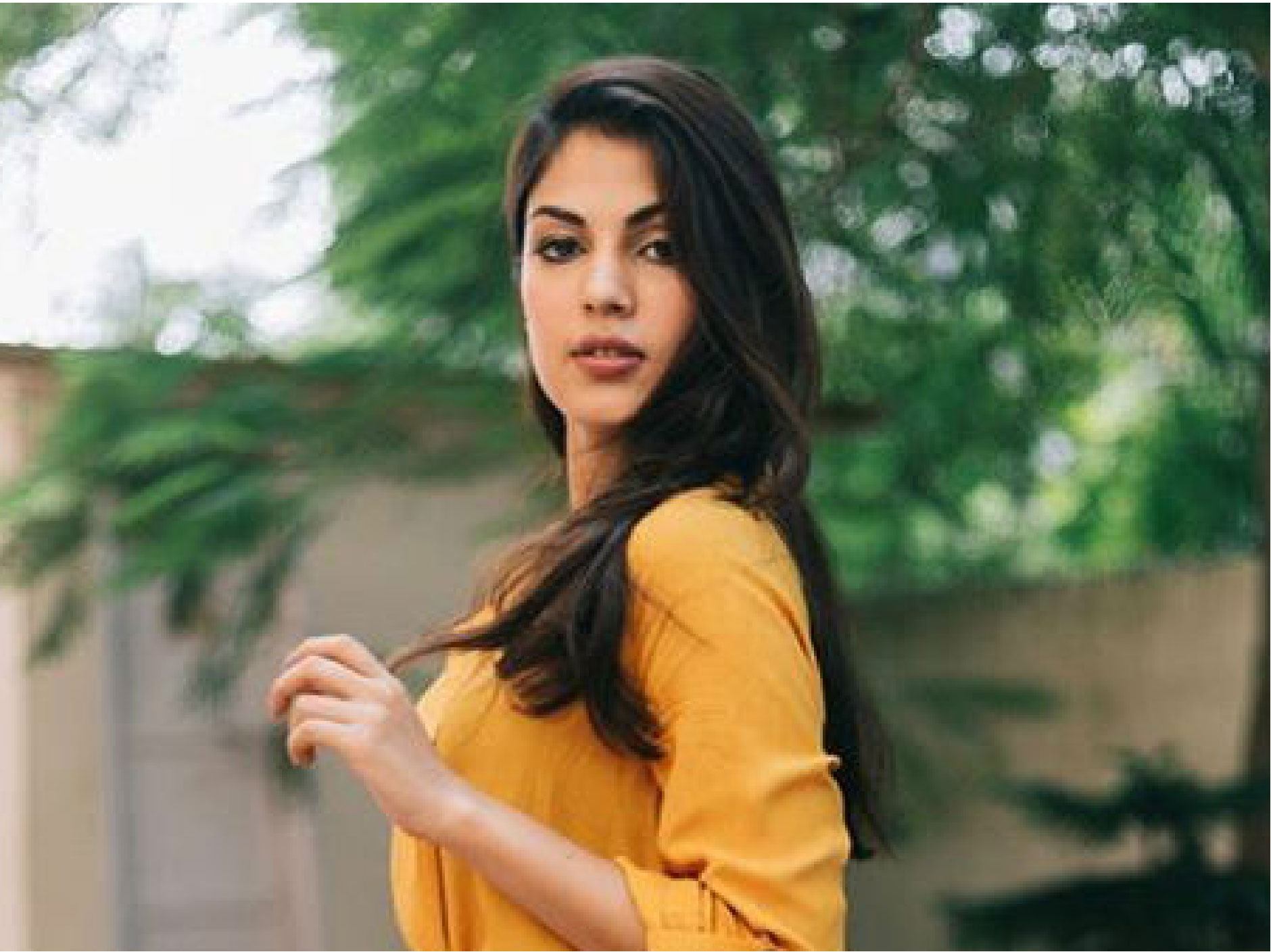 ফের শিরোনামে রিয়া চক্রবর্তী