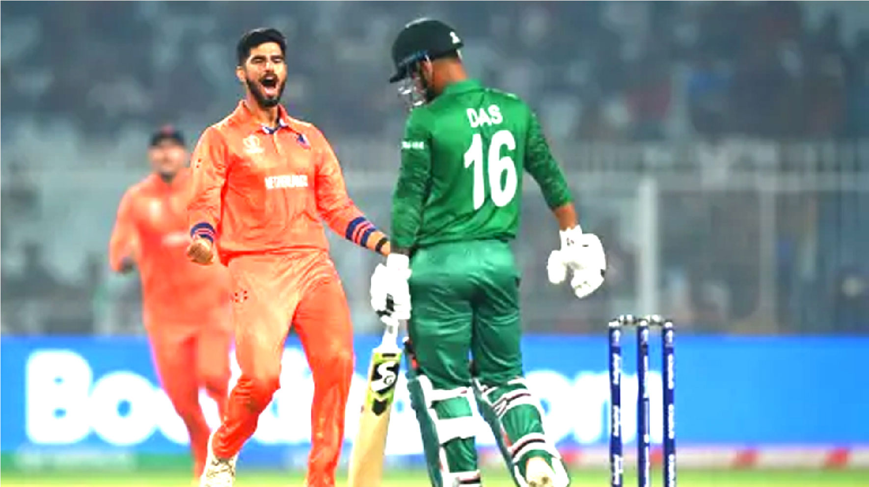 শুরুতেই পথ হারায় বাংলাদেশ