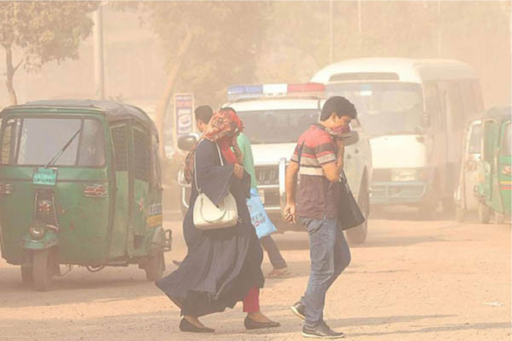 তৃতীয় স্থানে আছে ঢাকা