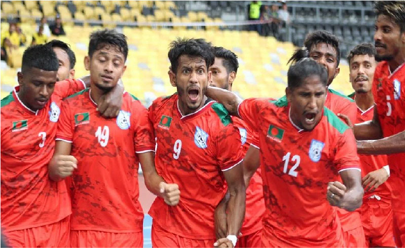 ফুটবলারের বিরুদ্ধে কঠোর ব্যবস্থা