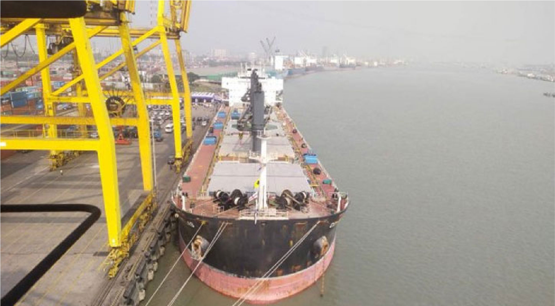 পতেঙ্গা কনটেইনার টার্মিনালের নির্মাণ