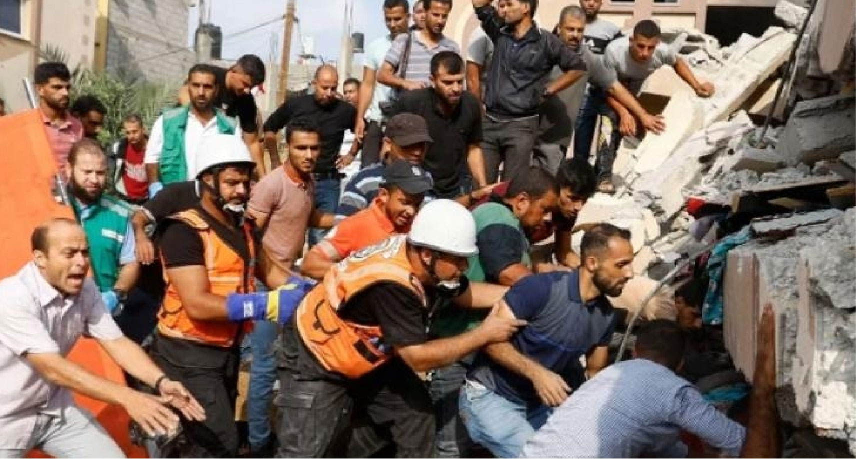 চোখের সামনে মৃত্যু