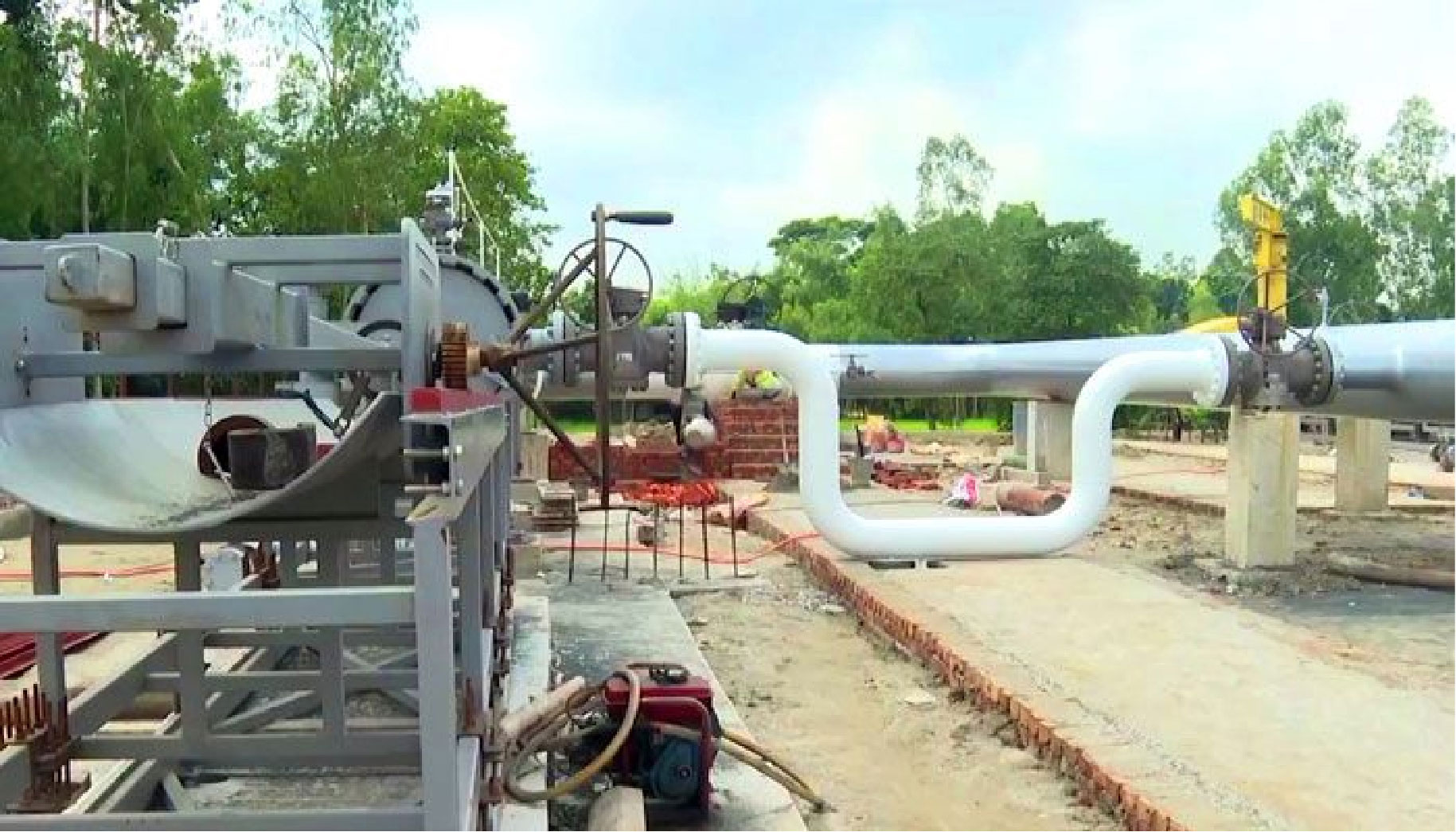 প্রাকৃতিক গ্যাস সরবরাহের দাবি