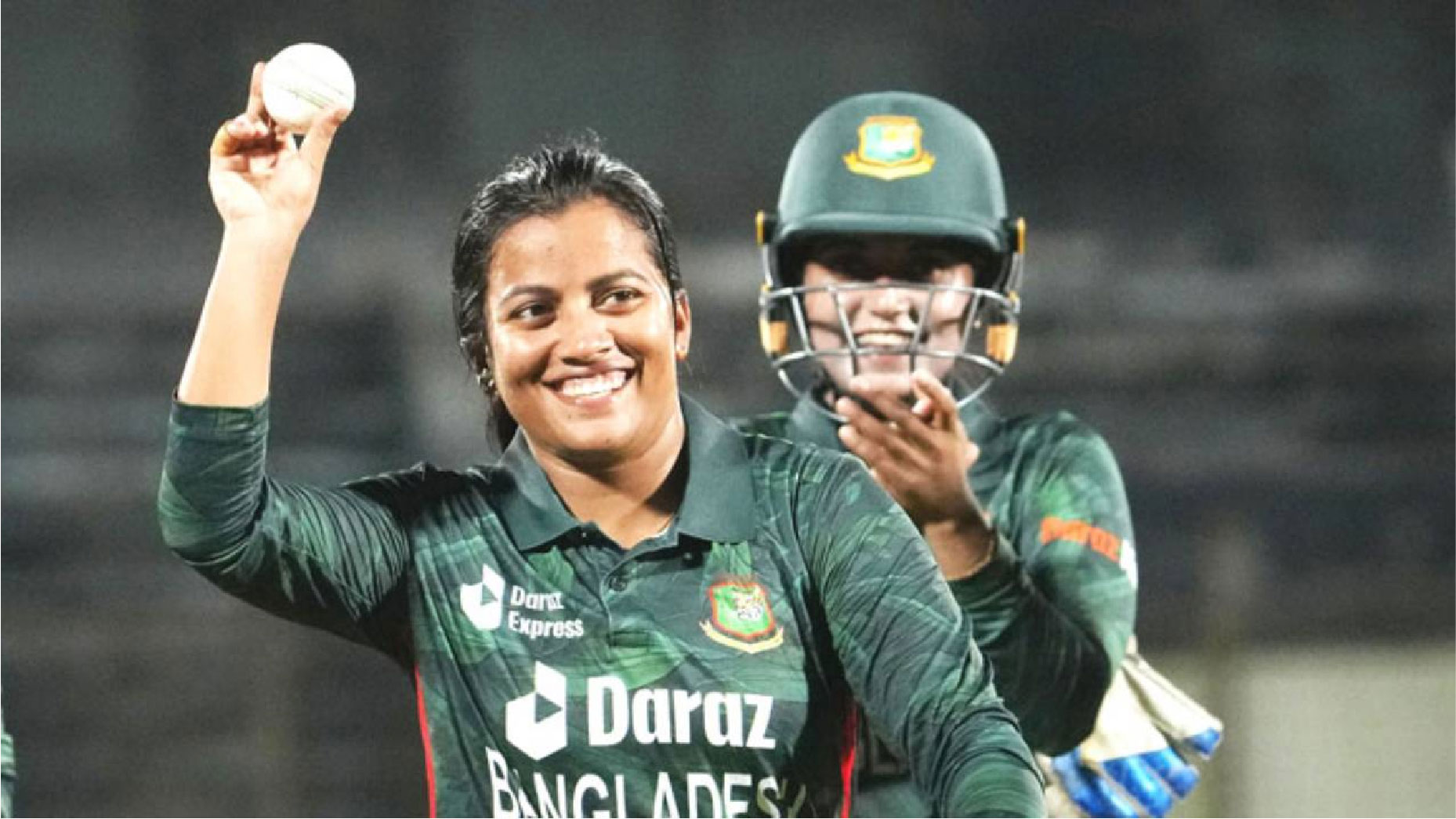 পাকিস্তানকে সাত উইকেটে হারিয়ে