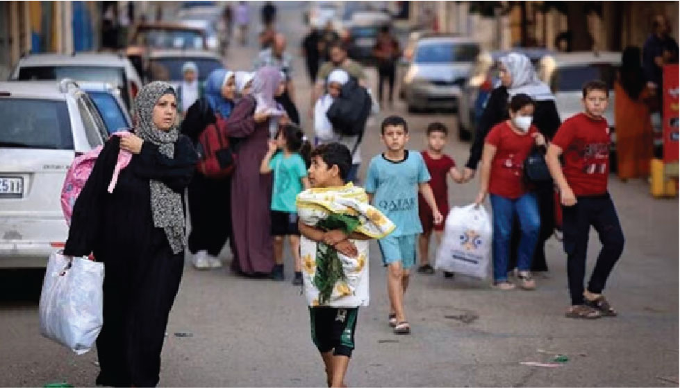 কার্যত ধ্বংসস্তূপে পরিণত