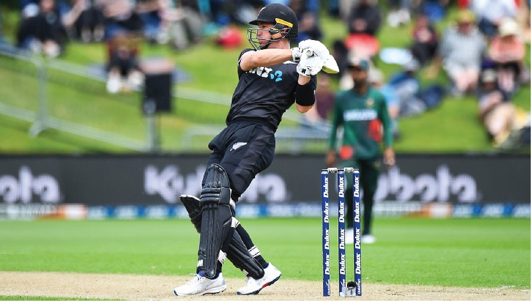 সফরকারী বাংলাদেশের বিপক্ষে