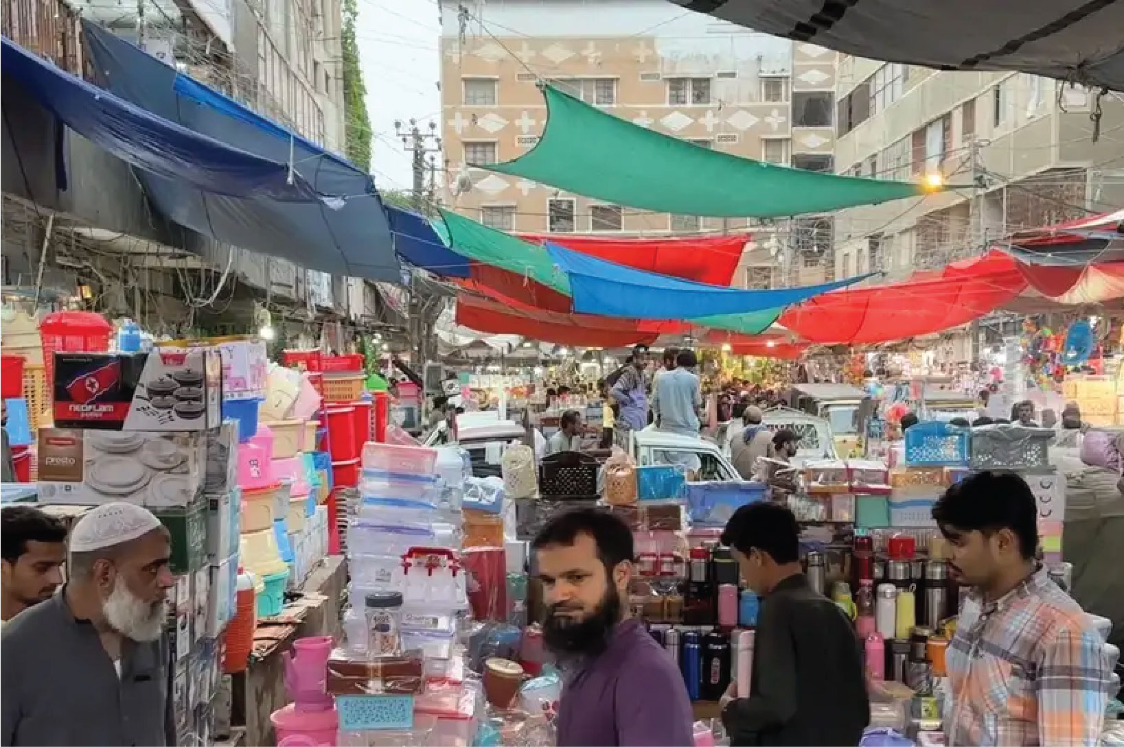 পাকিস্তানের অর্থনৈতিক কেন্দ্র