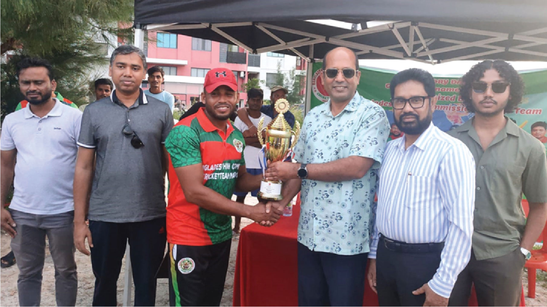 বিজয় দিবস উদযাপন করেছে