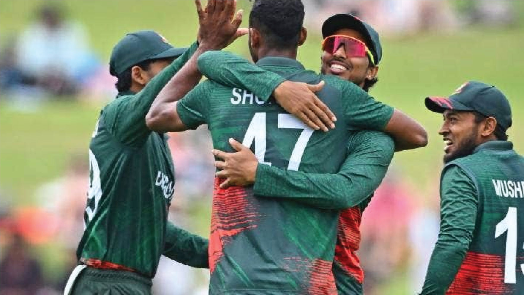 পেসে পুড়ে ছাই কিউই