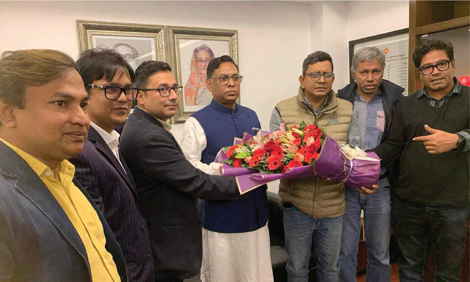 স্মার্ট মন্ত্রিসভার পথচলা শুরু