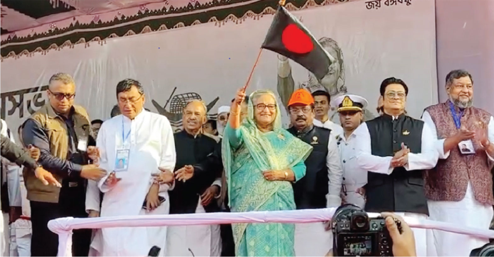 আওয়ামী লীগ সভাপতি প্রধানমন্ত্রী