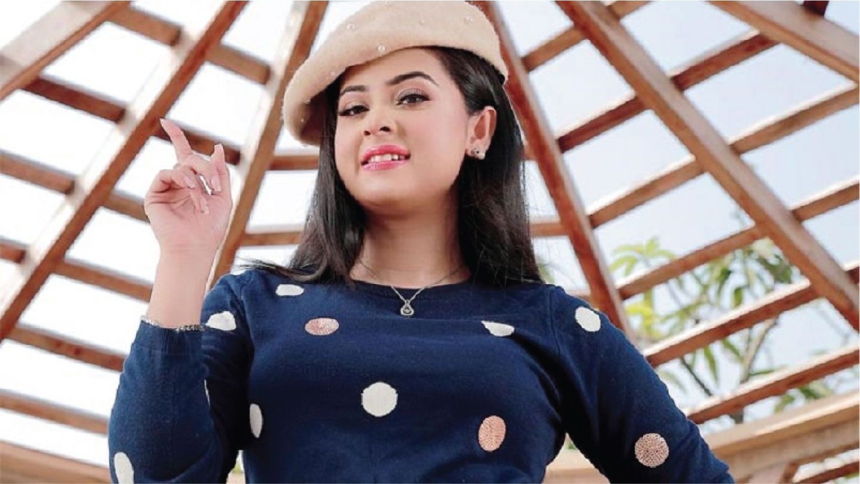 বহুল আলোচিত নায়িকা বুবলী